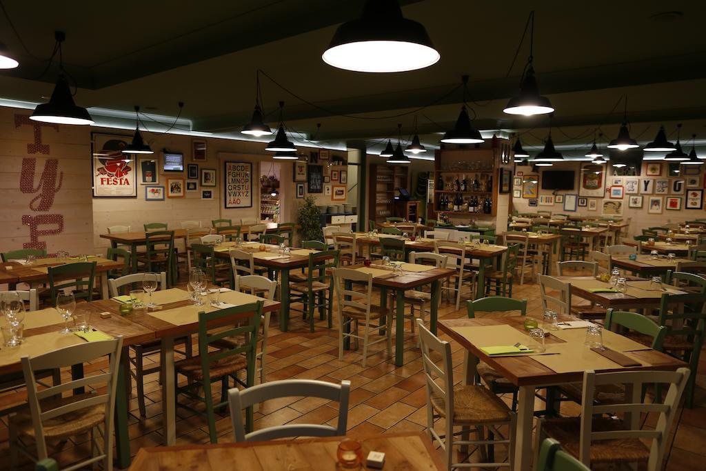 Typo Locanda Typica Пезаро Экстерьер фото