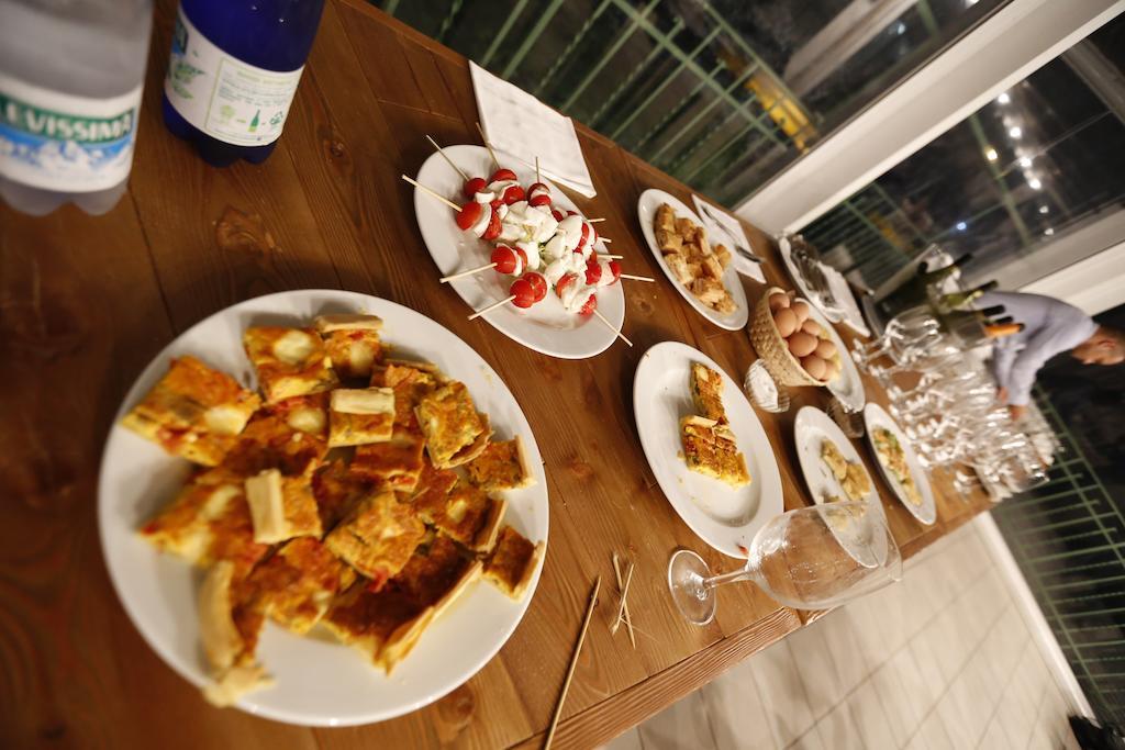 Typo Locanda Typica Пезаро Экстерьер фото